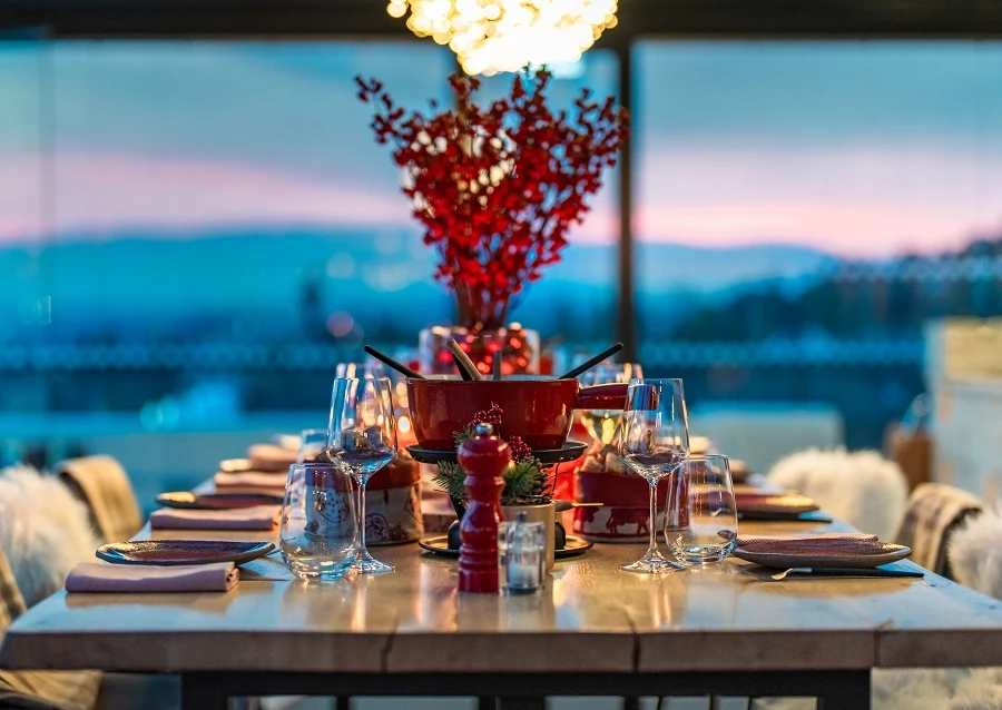 ROYALSAVOY-RGANDCO_R5_03688